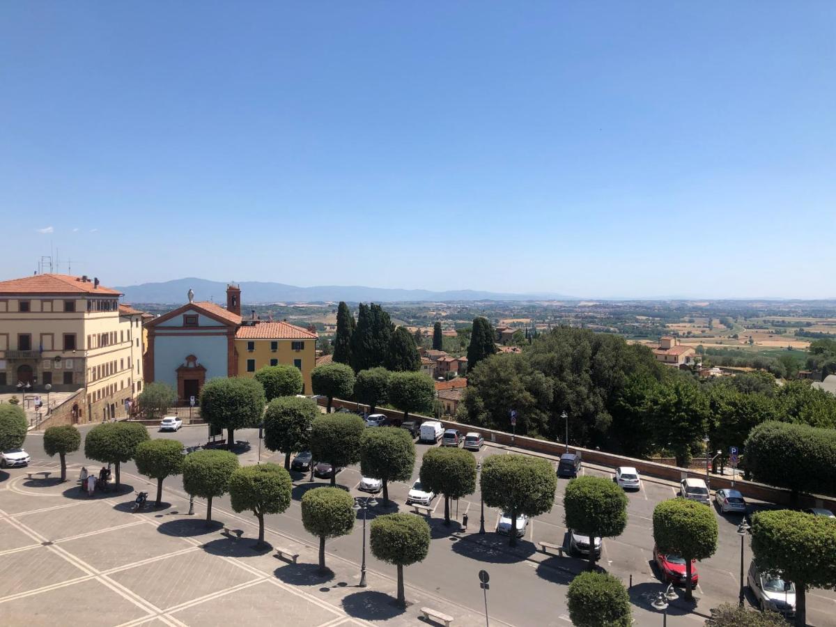 “Attico Garibaldi” Nel Cuore Della Toscana Sinalunga Zewnętrze zdjęcie